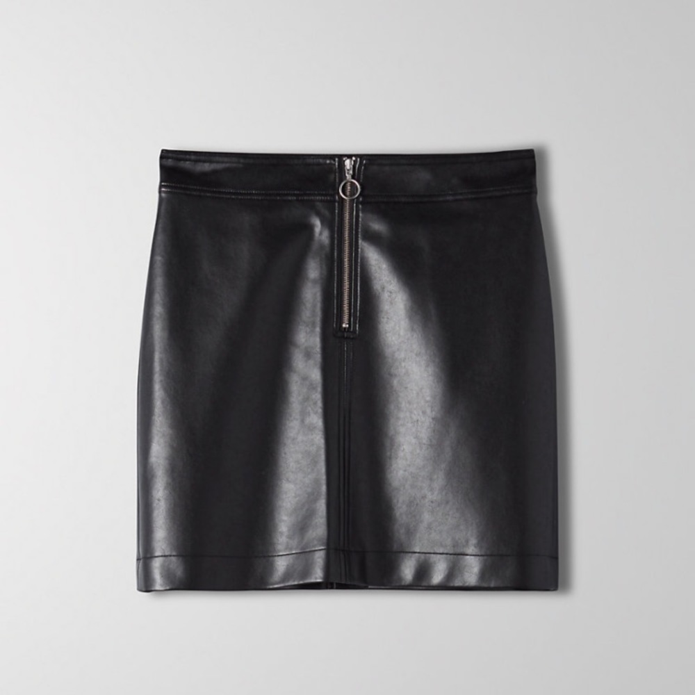Aritzia Vegan leather skirt